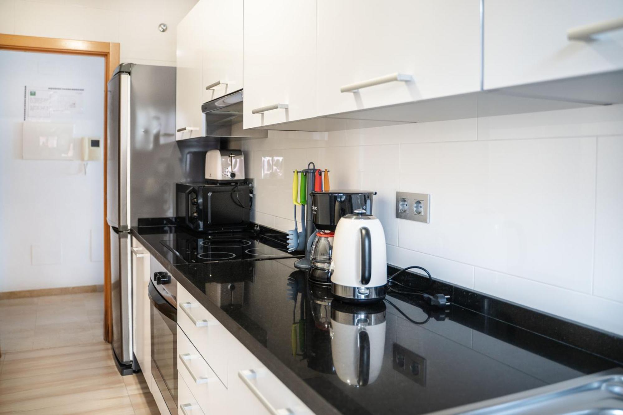 Apartamentos Varadero On The Beach La Cala Del Moral 外观 照片