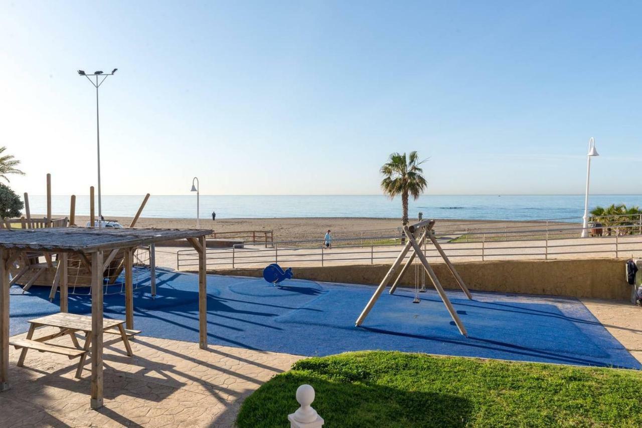 Apartamentos Varadero On The Beach La Cala Del Moral 外观 照片